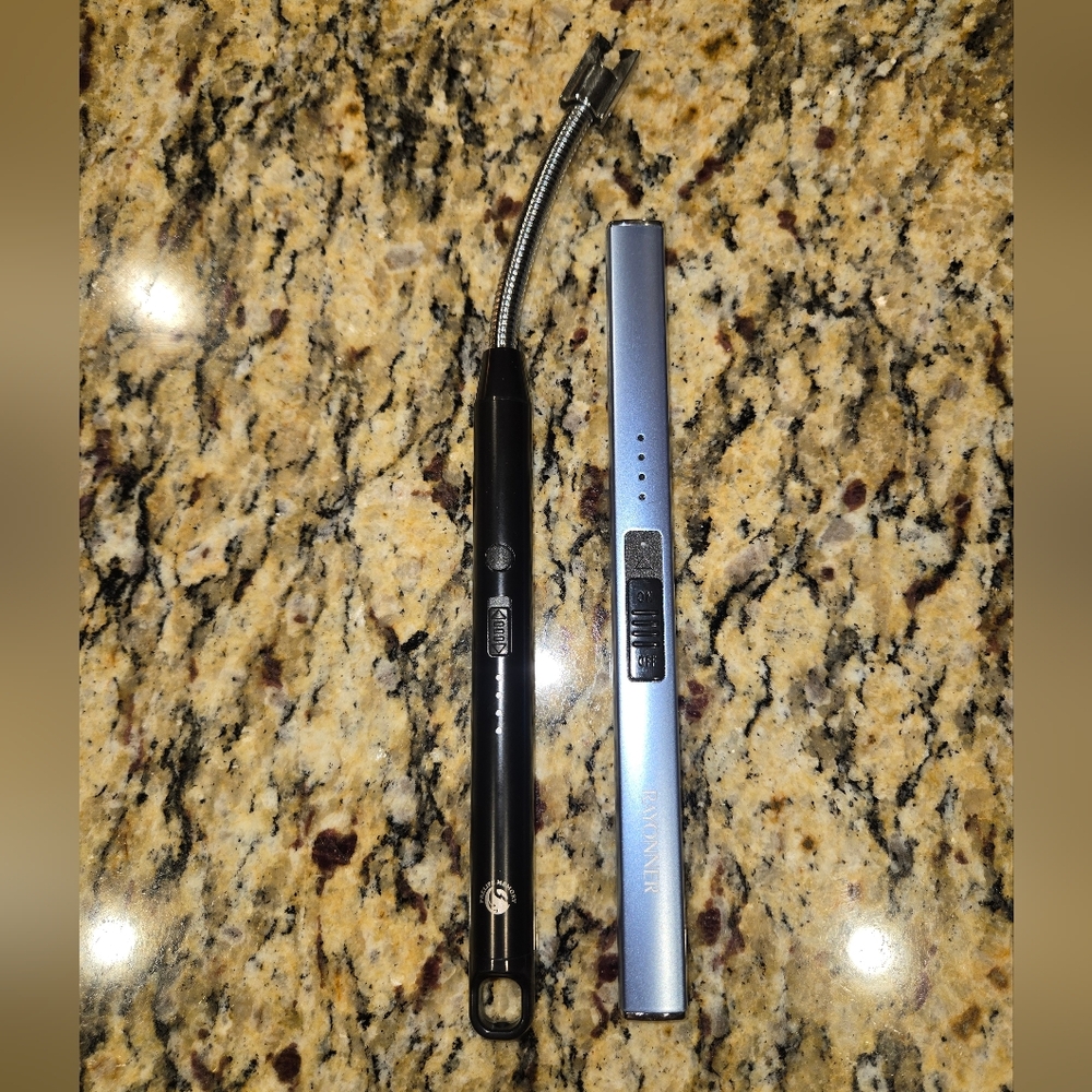 Rayonner Black and Blue Electric Lighters And Wick Candle Cutter - Picture 4 of 4